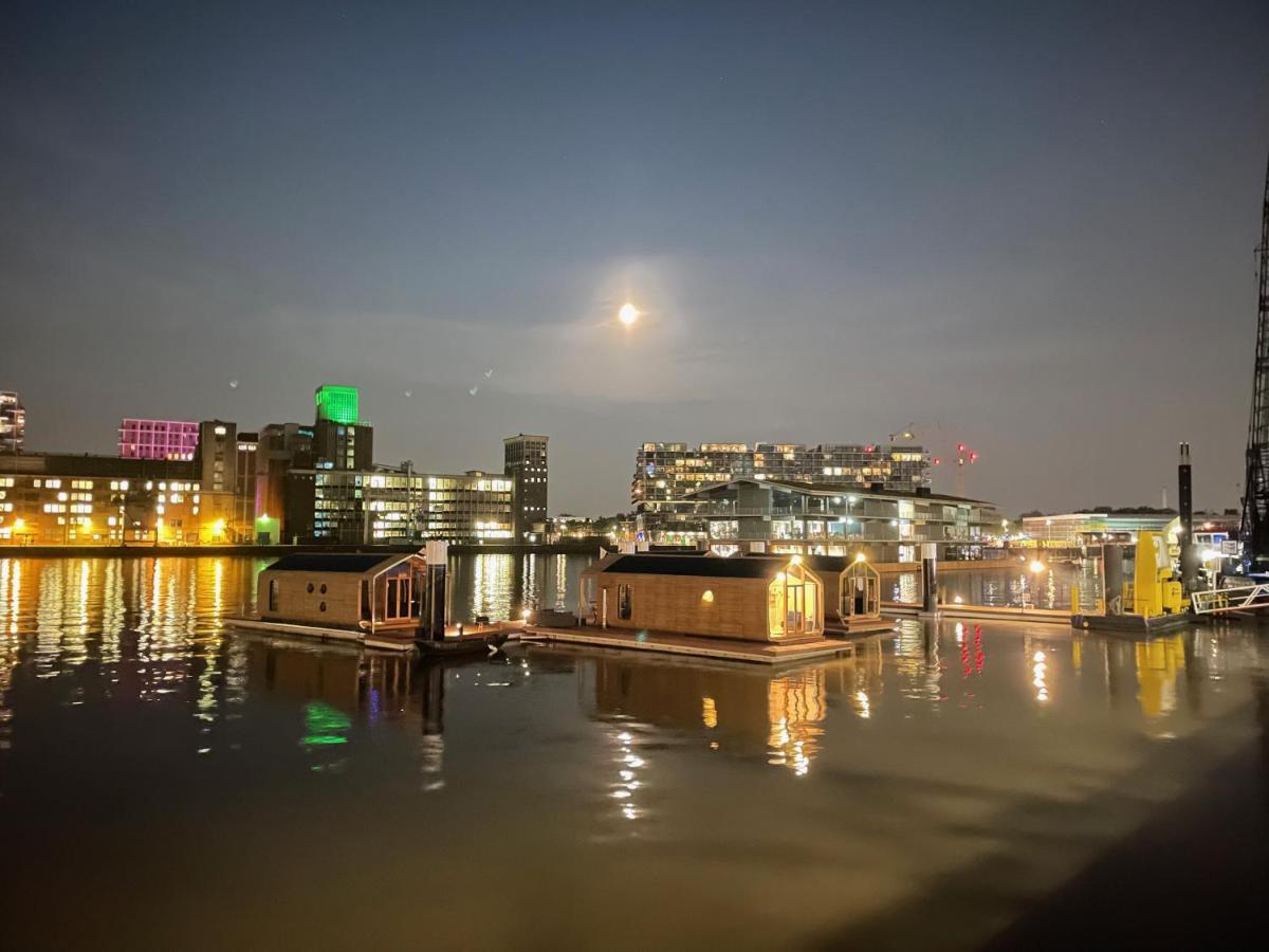 Wikkelboats At Floating Rotterdam Rijnhaven Villa Екстериор снимка